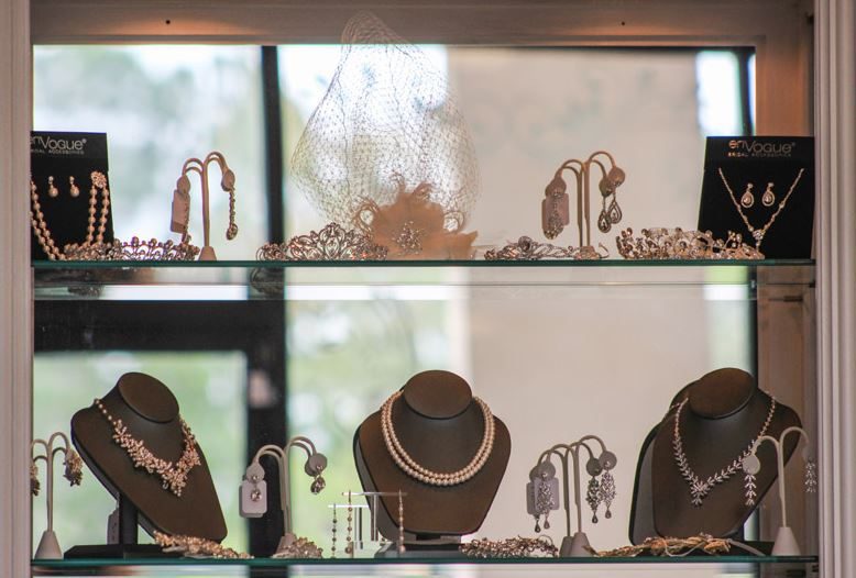 1046-rachel-ann-bridal-6