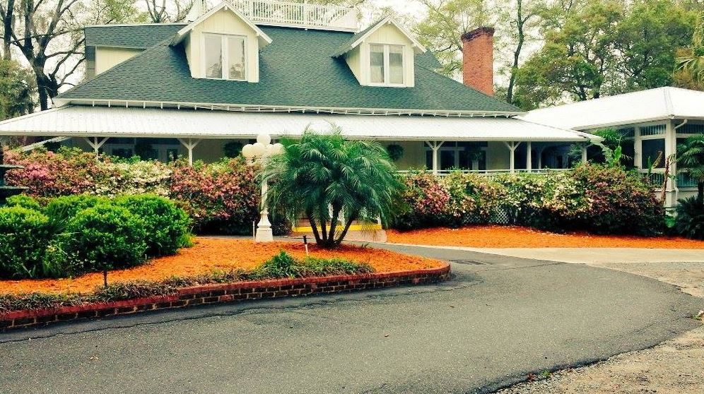The outside view of The Hilltop Restaurant and wedding venue