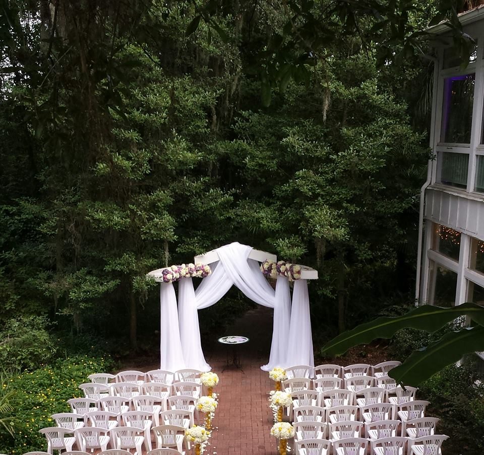The Hilltop in Orange Park outdoor ceremony venue