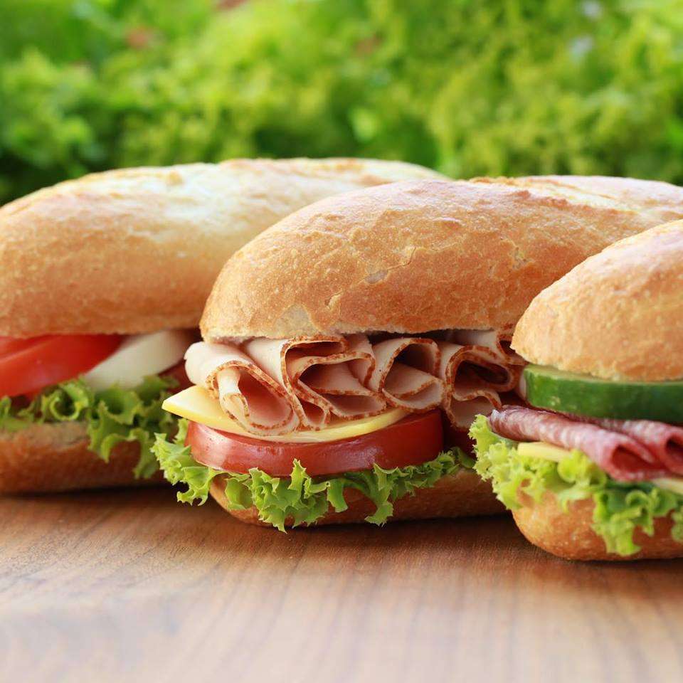 Davoli's Catering Premier Bride Jacksonville 5