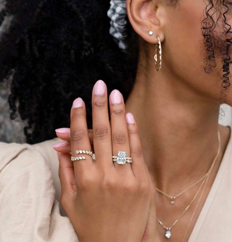 Jeweler – Diamonds Direct