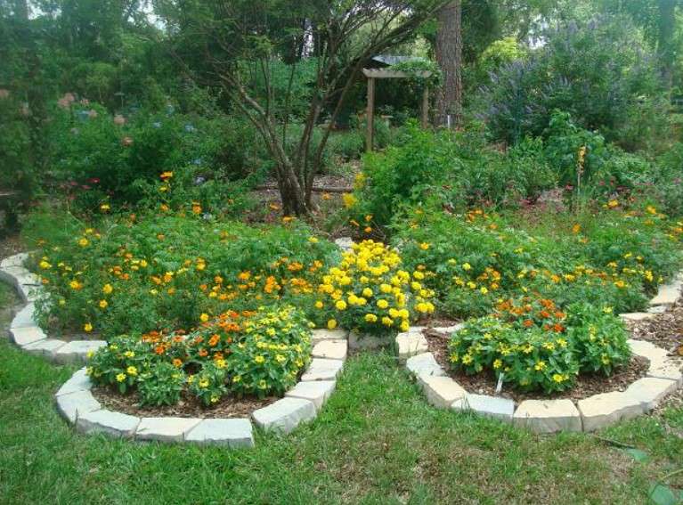 Mandarin Garden Club
