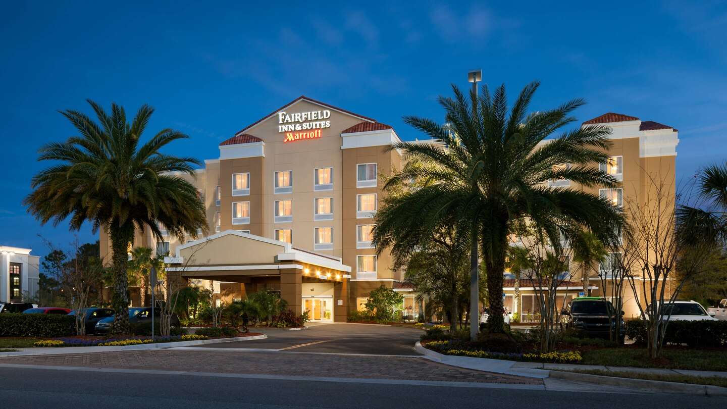 Fairfield Inn and Suites Butler Blvd Premier Bride 1 Fairfield Inn and Suites Butler Blvd