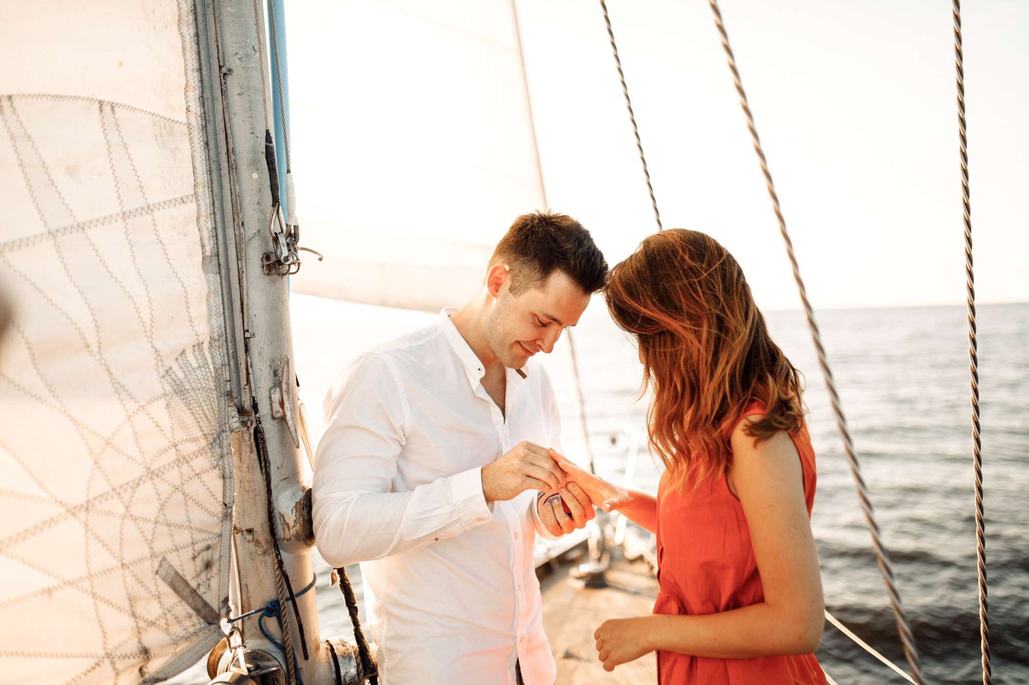 Surprise proposal on sailboat in St Augustine