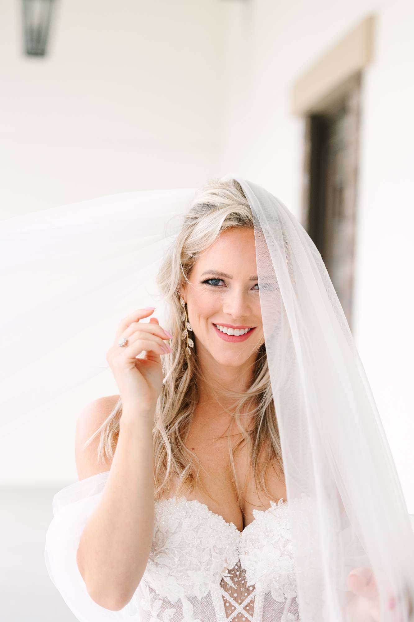 Curl Wink Blush bride at the Premier Bride fashion and decor photo shoot
