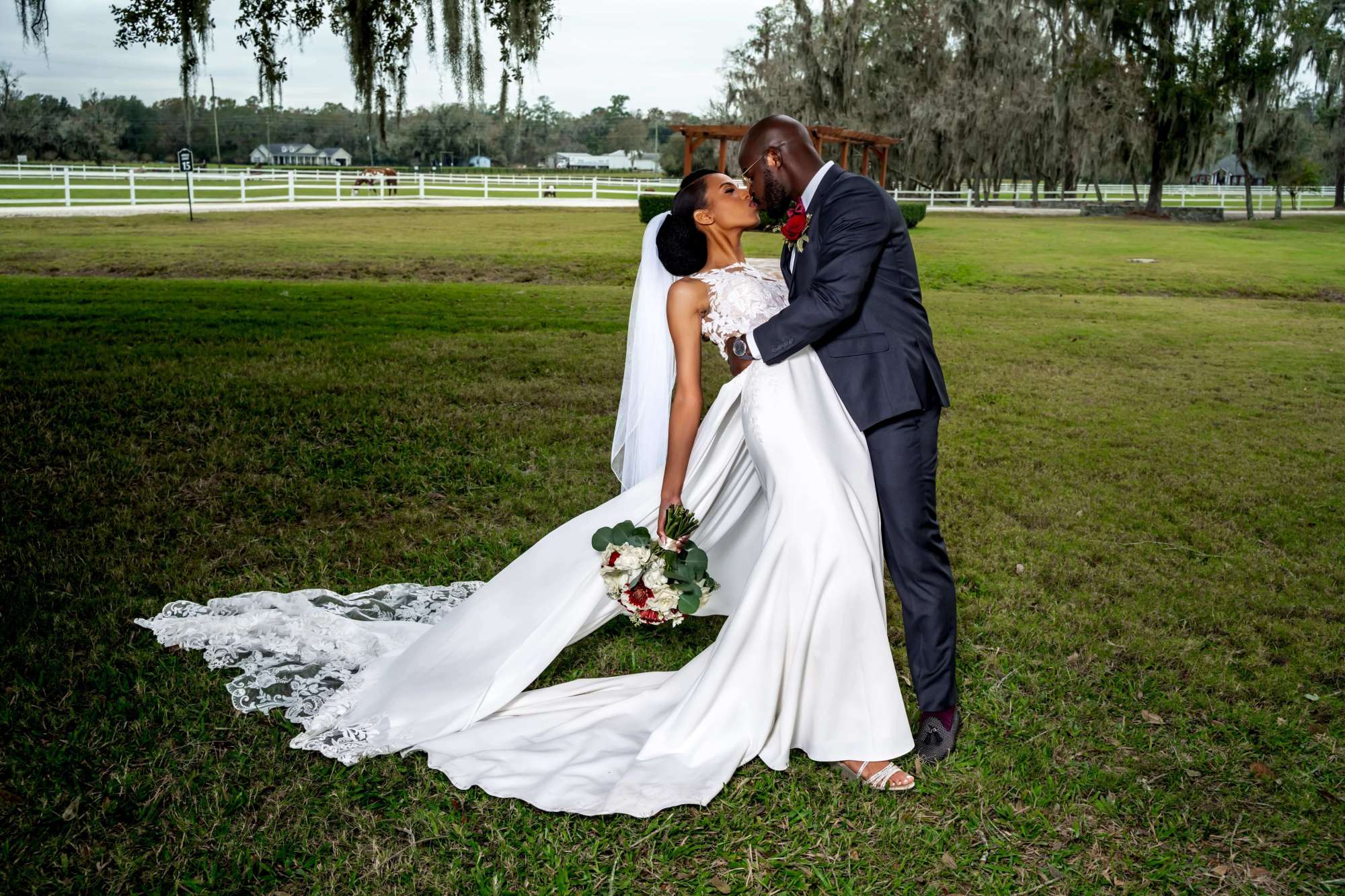 Kelly Farm Event Weddings - Breathless Imagery - Premier Bride 904