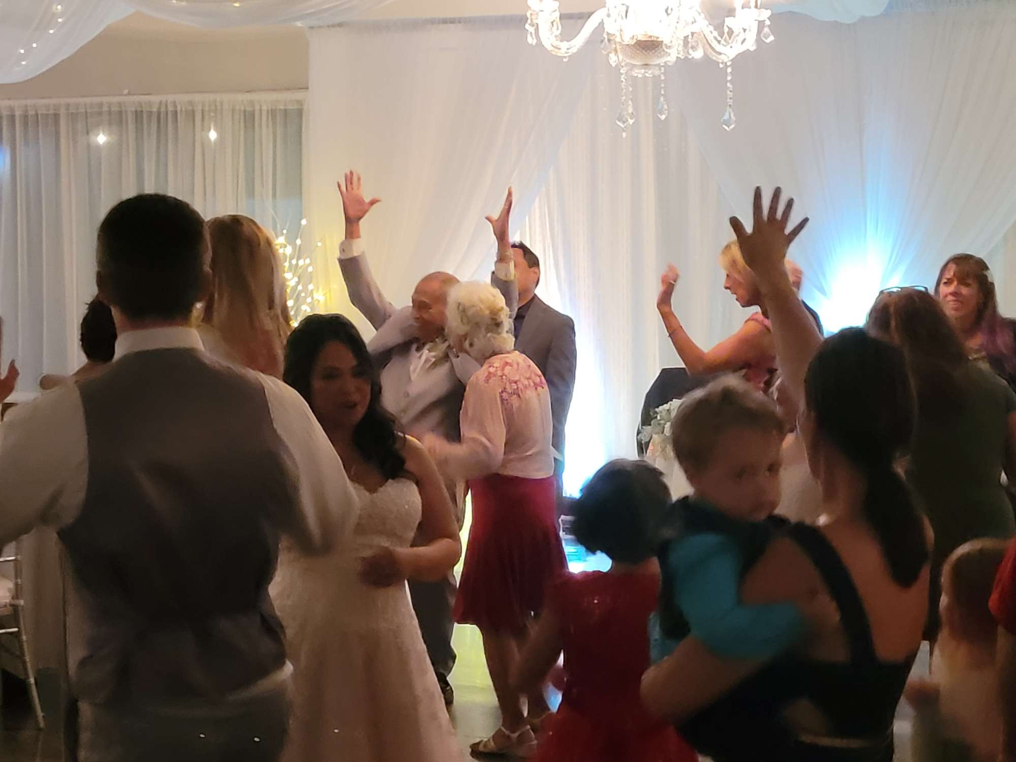 Everyone on the dance floor - opah! Music by Vince