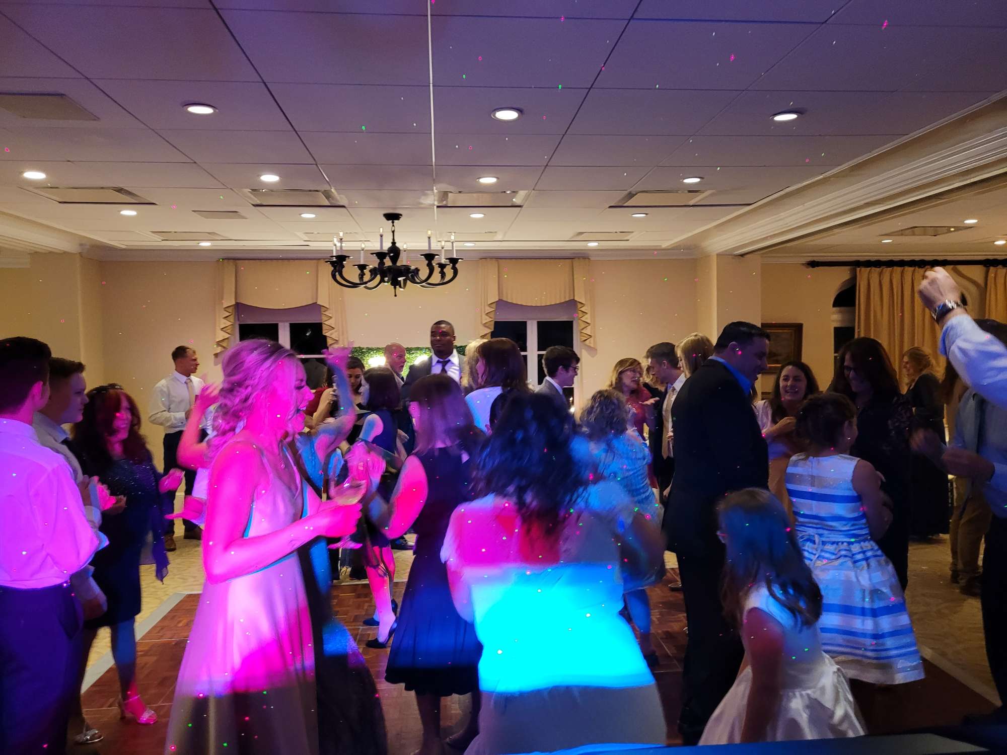 Wedding DJ with Music by Vince - orida