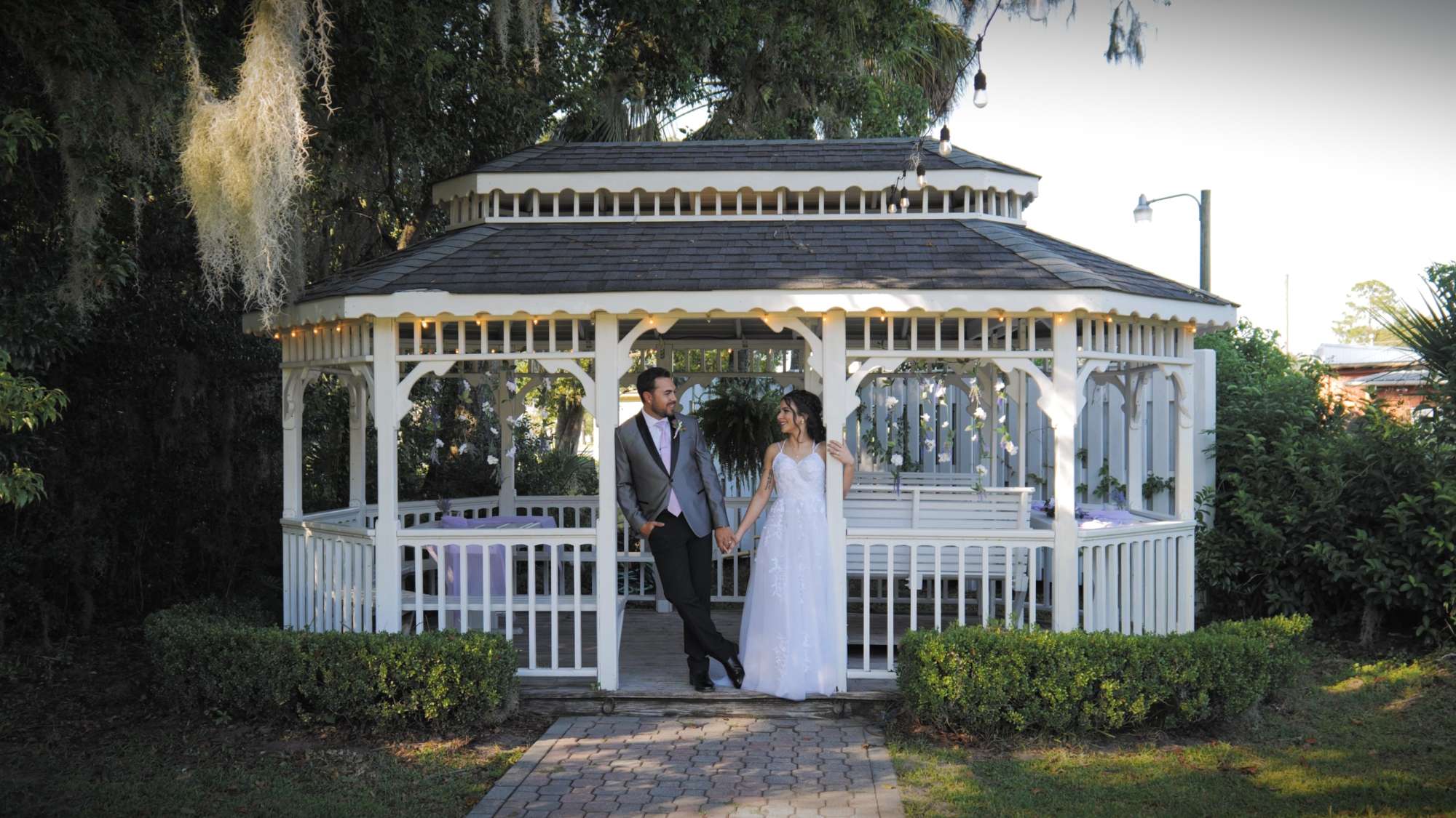 estory-bride-and-groom-portraits.jpg