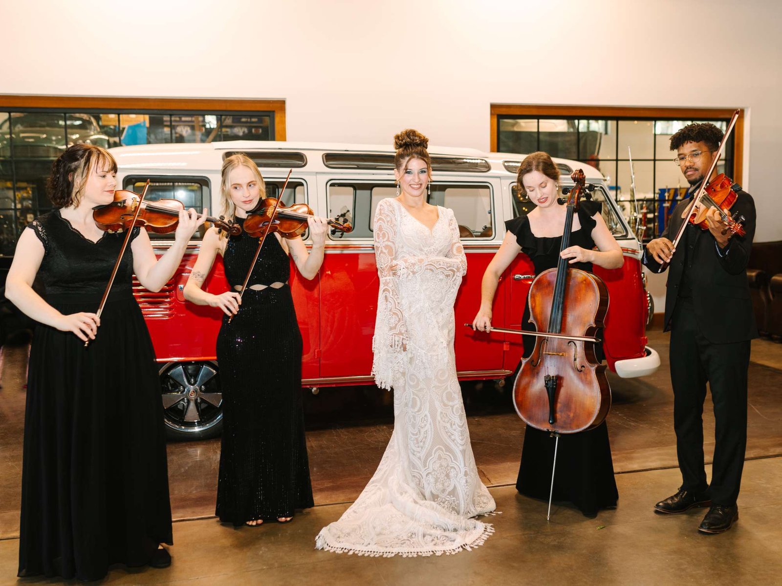 lauraperezphotographyllc.premierbride.theassemblyroom_-143