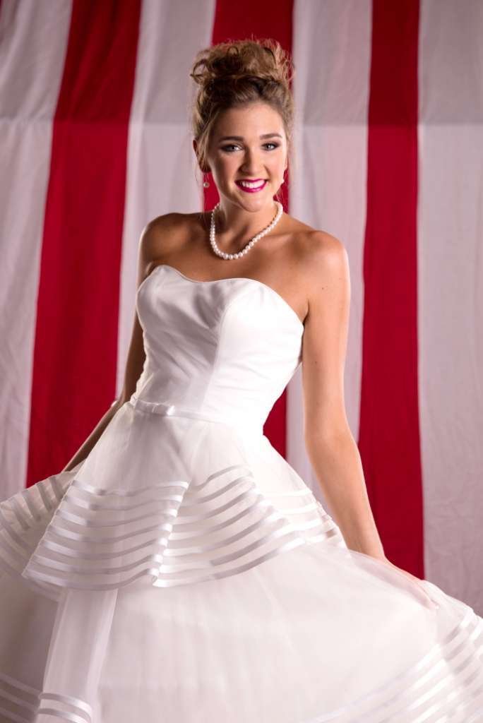 Vintage Carnival Wedding Theme